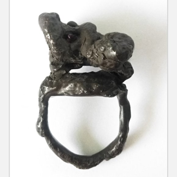 Silver Ring With Rubies - Picture 2 of 4